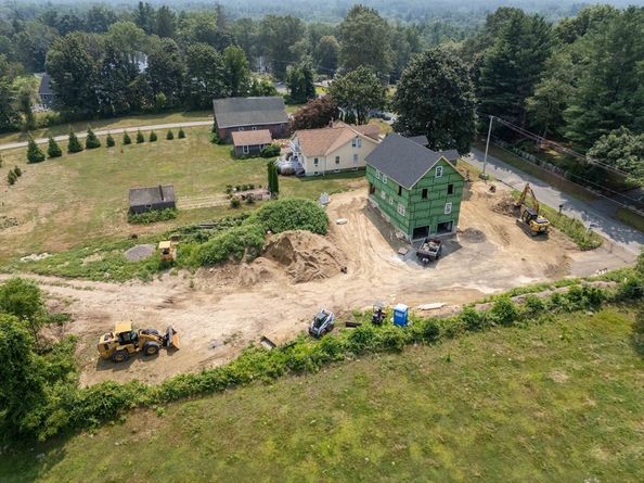 100 King St, Groveland MA 01834