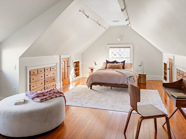 222 Prince St, Newton MA 02465