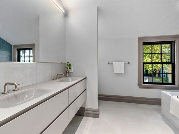 11 Brown Street, Cambridge MA 02138