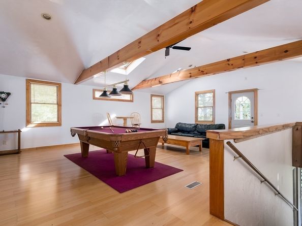 19 Black Point Rd, Webster MA 01570