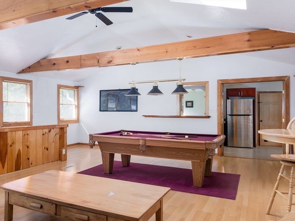 19 Black Point Rd, Webster MA 01570