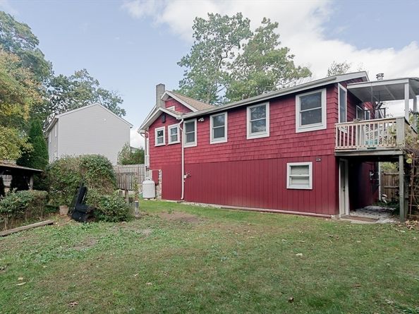 19 Black Point Rd, Webster MA 01570