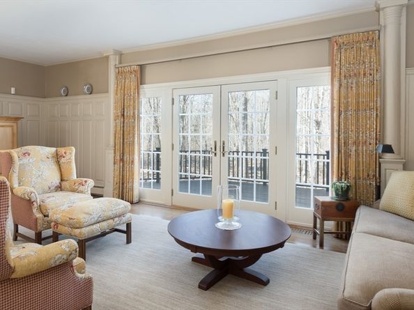80 Brierbrook, Milton MA 02186