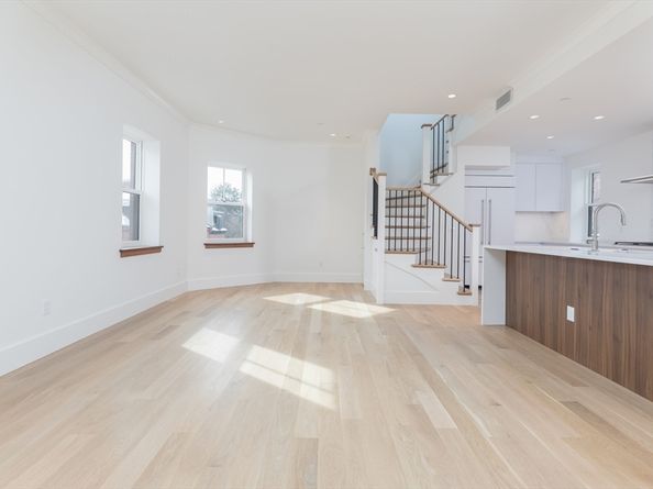 2A-4A Milford St. 4, Boston MA 02118