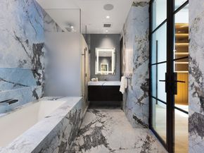 1 Dalton St 4602, Boston MA 02199