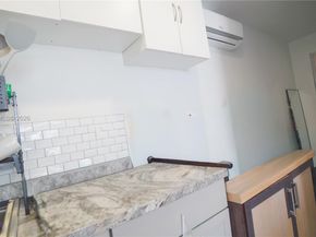 1720 NW 124th Ter, Miami FL 33167