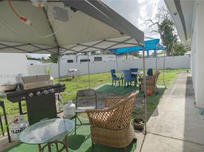 1720 NW 124th Ter, Miami FL 33167