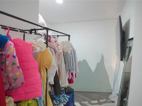 1720 NW 124th Ter, Miami FL 33167