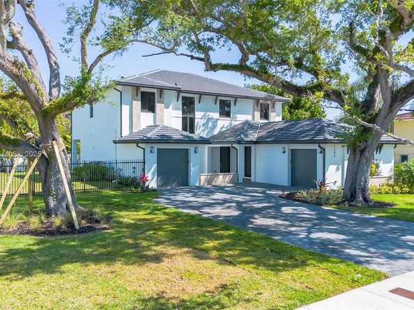 7285 SW 72nd Ter, Miami FL 33143