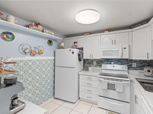 8150 W Mcnab Rd 104, Tamarac FL 33321