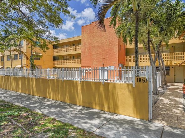 1851 NE 168th St A8, North Miami Beach FL 33162