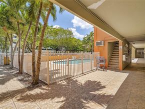 1851 NE 168th St A8, North Miami Beach FL 33162