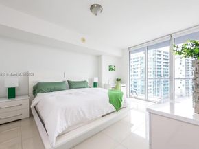 485 Brickell Ave 3407, Miami FL 33131
