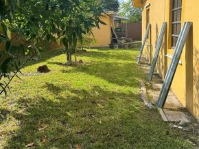 2000 NW 131st St, Miami FL 33167