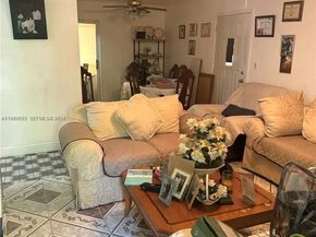 2000 NW 131st St, Miami FL 33167