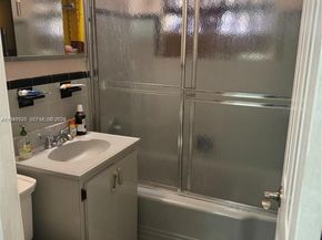 2000 NW 131st St, Miami FL 33167