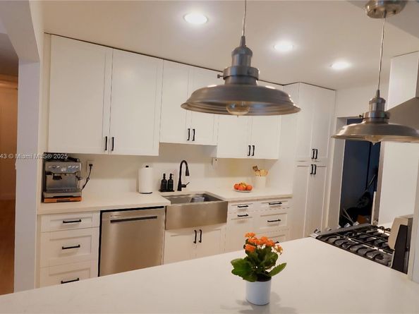 11491 SW 109th Rd 15A, Miami FL 33176
