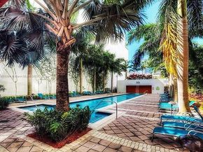 133 NE 2nd Ave 1710, Miami FL 33132