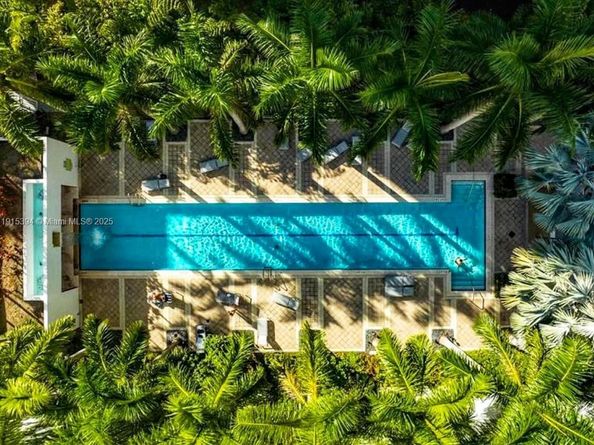 133 NE 2nd Ave 1710, Miami FL 33132