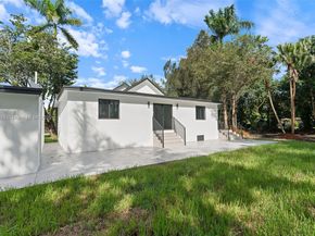 4800 SW 61st Ave, Davie FL 33314