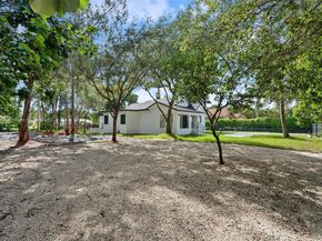 4800 SW 61st Ave, Davie FL 33314