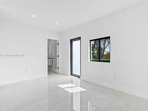 4800 SW 61st Ave, Davie FL 33314