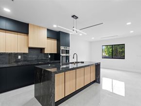 4800 SW 61st Ave, Davie FL 33314