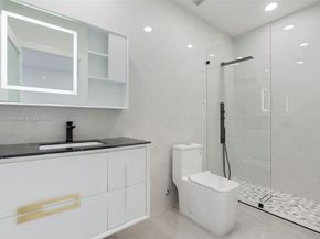 4800 SW 61st Ave, Davie FL 33314
