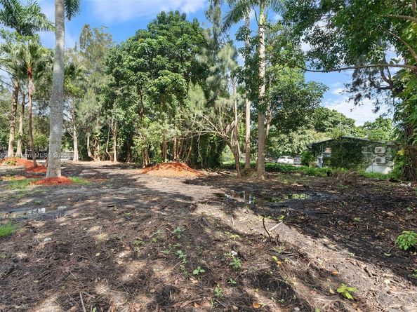 4800 SW 61st Ave, Davie FL 33314