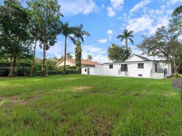 4800 SW 61st Ave, Davie FL 33314