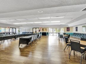 10332 Sunrise Lakes Blvd 206, Sunrise FL 33322