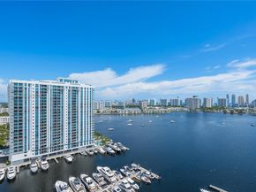 17111 Biscayne Blvd 2001, North Miami Beach FL 33160