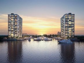 17111 Biscayne Blvd 2001, North Miami Beach FL 33160