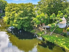 9207 SW 49th Pl, Cooper City FL 33328