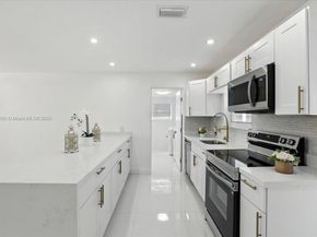 9207 SW 49th Pl, Cooper City FL 33328