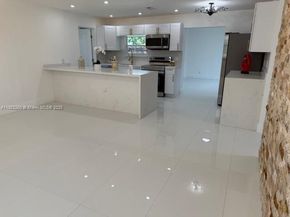 9207 SW 49th Pl, Cooper City FL 33328