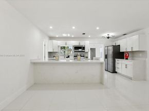9207 SW 49th Pl, Cooper City FL 33328