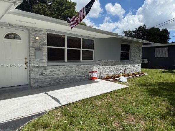 9207 SW 49th Pl, Cooper City FL 33328