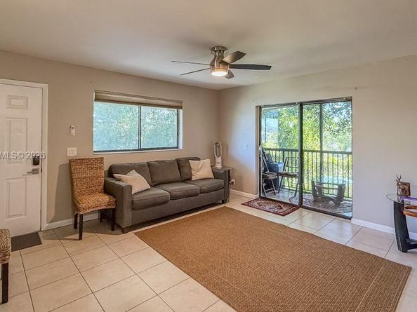 632 Trace Cir 202, Deerfield Beach FL 33441