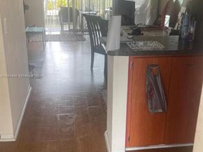 2225 NE 123rd St 204, North Miami FL 33181