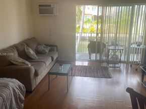 2225 NE 123rd St 204, North Miami FL 33181