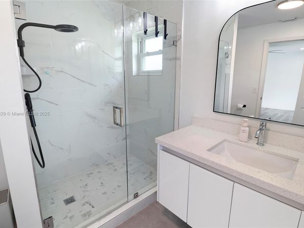11197 NW 21st St, Coral Springs FL 33071