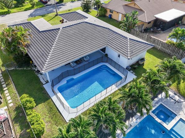 11197 NW 21st St, Coral Springs FL 33071