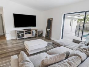 11197 NW 21st St, Coral Springs FL 33071