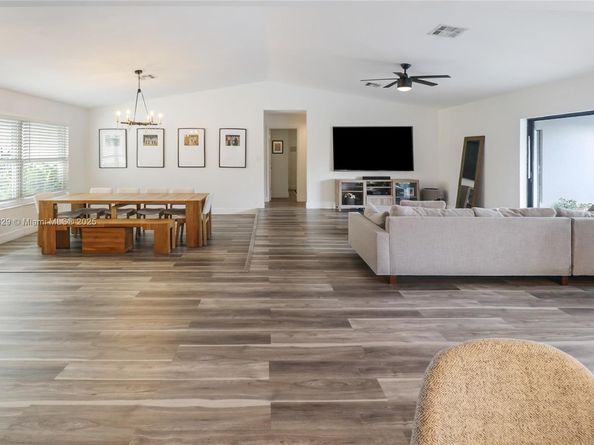 11197 NW 21st St, Coral Springs FL 33071