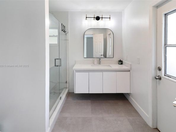 11197 NW 21st St, Coral Springs FL 33071