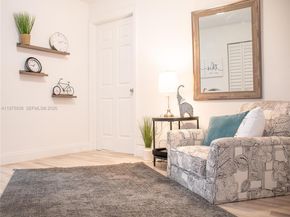 43 NW 41st St, Miami FL 33127