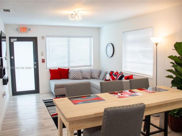 43 NW 41st St, Miami FL 33127