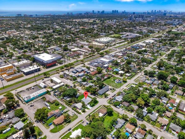 2001 N 22nd Ave, Hollywood FL 33020