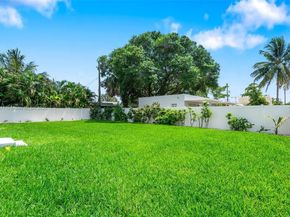 2001 N 22nd Ave, Hollywood FL 33020